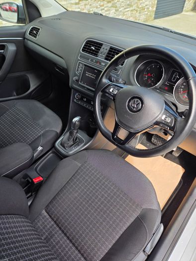 Volkswagen Polo 2015