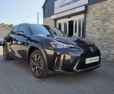 Lexus UX 2023