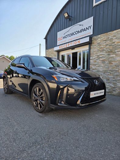 Lexus UX 2023