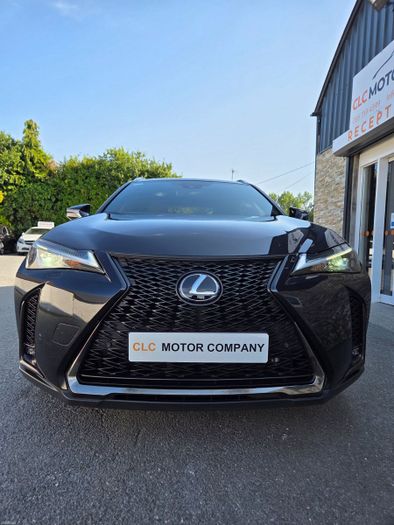 Lexus UX 2023