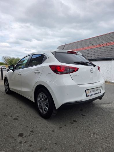Mazda 2 2023