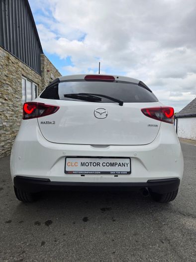 Mazda 2 2023