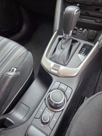 Mazda 2 2023