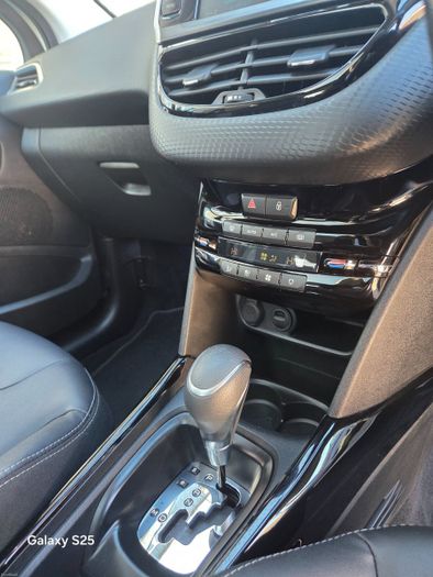 Peugeot 2008 2017