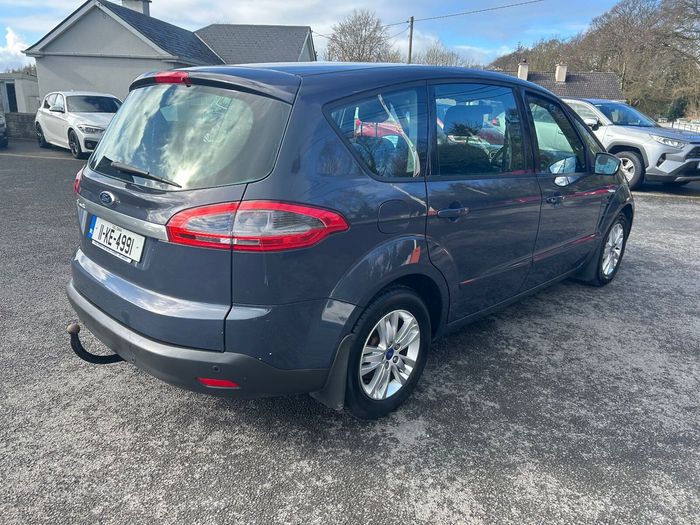 Ford S-Max 2011