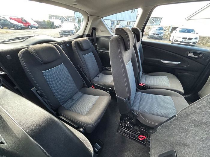 Ford S-Max 2011
