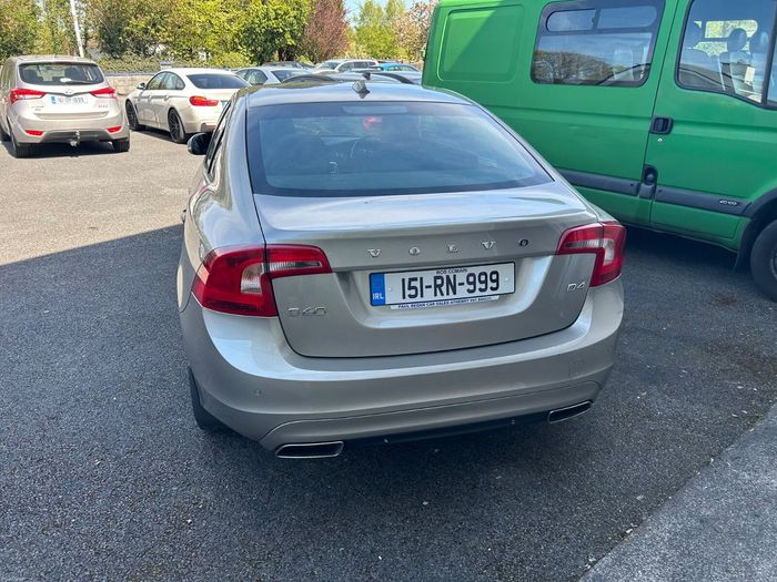 Volvo S60 2015