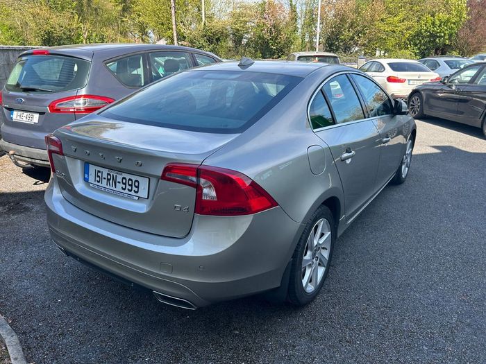 Volvo S60 2015