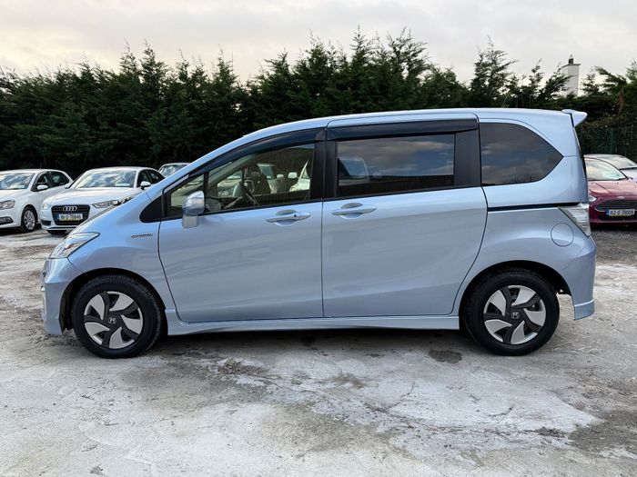 Honda Freed 2016