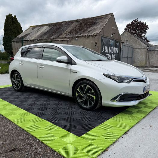 Toyota Auris 2016