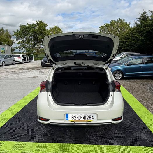 Toyota Auris 2016