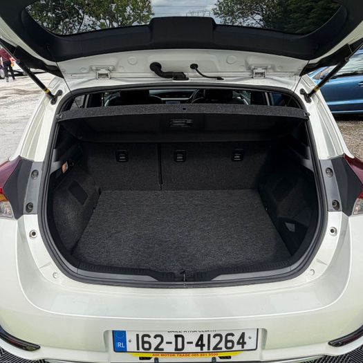Toyota Auris 2016