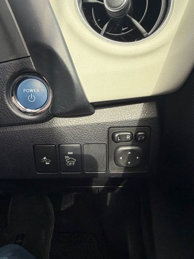 Toyota Auris 2016