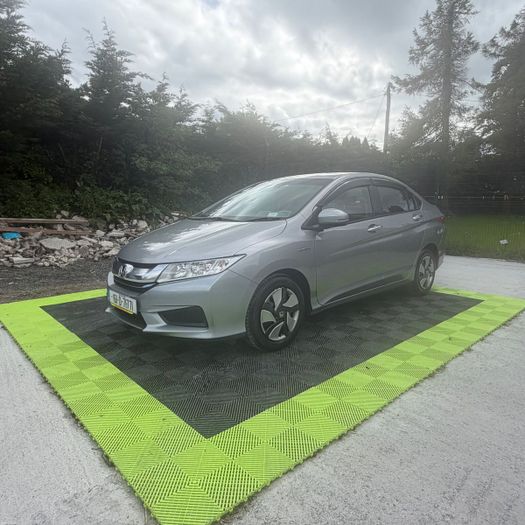 Honda Grace 2016