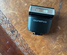 Olympus FL-LM3 Camera Flash