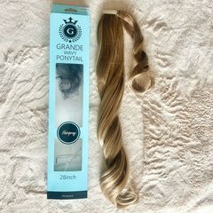 NEW- Ponytail hair extension 28inch Wavy