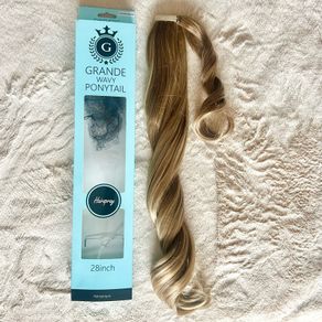 NEW- Ponytail hair extension 28inch Wavy
