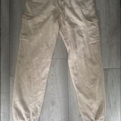 Nike cargos
