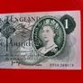 1970s Bank of England One Pound Note Image 3