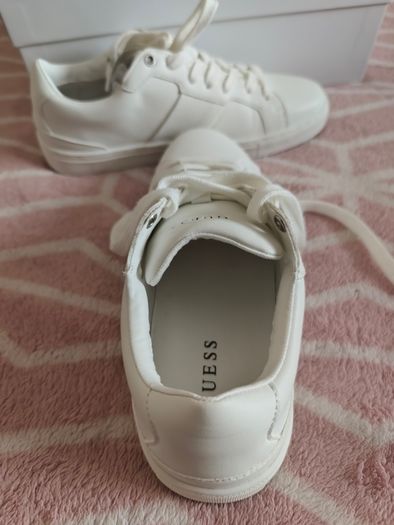 Guess sneakers unisex white