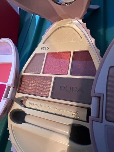 Pupa N.4 makeup set