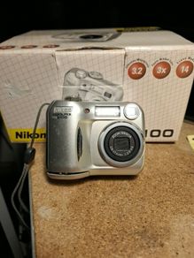 Nikon Coolpix 3100 3.2mp Digital Camera