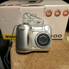 Nikon Coolpix 3100 3.2mp Digital Camera