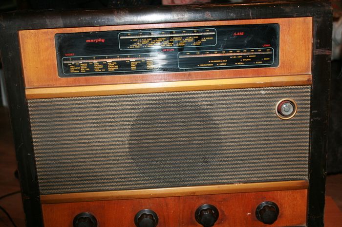 Vintage Murphy Radio  A.218 Works