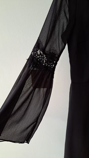 Black dress (Warehouse)