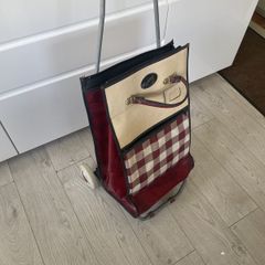 shopping trolley