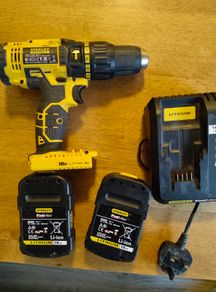 Stanley FatMax FMC625 Drill + 2 Batteries (Charger not working)