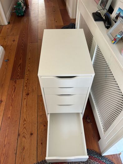 Free to go: drawers / filing cabinet