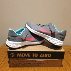 New Nike trainers size 2uk