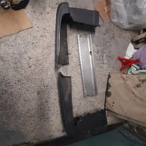 Original 80 series Landcruiser rear bumper