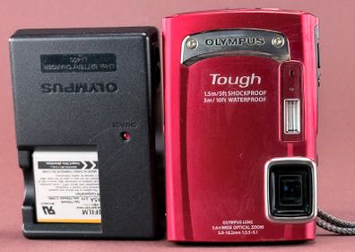 Olympus Tough TG-310 waterproof digital camera