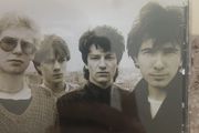 U2  CD - 18 Singles