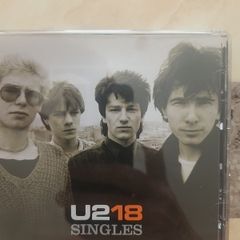 U2  CD - 18 Singles