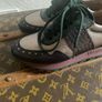 Hispanics trainers Image 6
