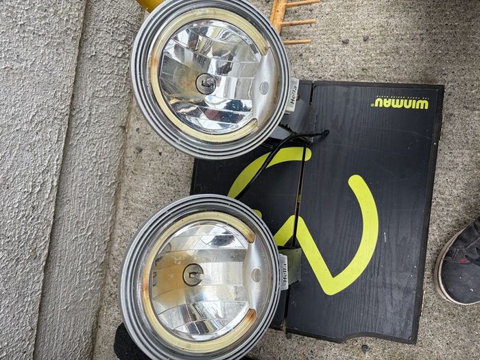 Hella Rallye sport lights and 5x120 alloys for can or car or jeep
