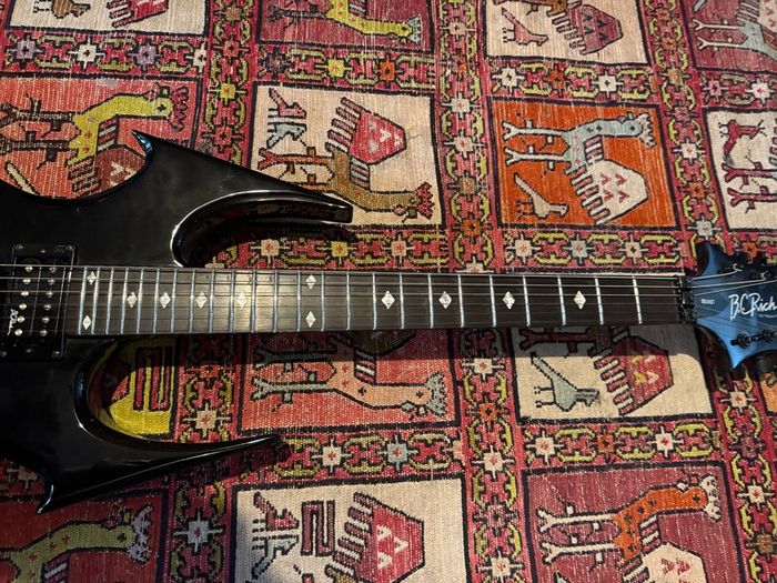 B.C. Rich Beast