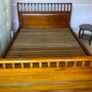 Solid wood King Bedframe Image 3