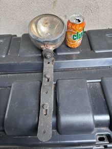 Vintage Remax light with brackets