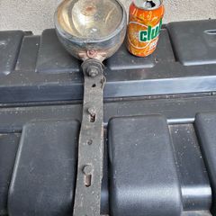 Vintage Remax light with brackets