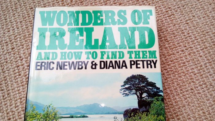 Wonders of Ireland. Newby & Petry.