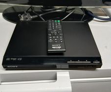 Sony DVP-SR760H DVD Player with HDMI & Remote