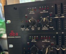 DBX 2231 EQ/Limiter