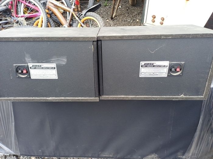 Bose 301 music monitor 2