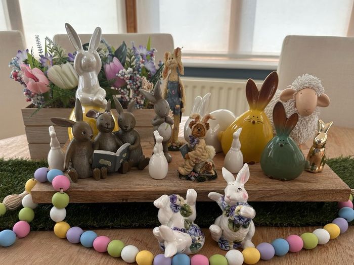 Lovely bundle of Easter/Spring ornaments/decor