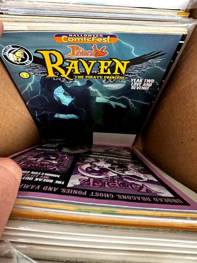 Indie Long Comic Box w 250 Comics for Sale