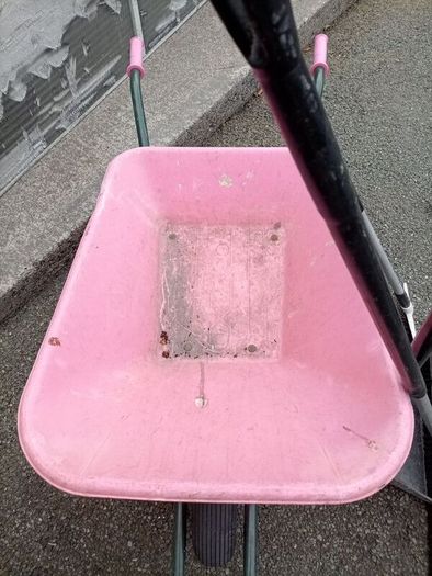 wheelbarrow